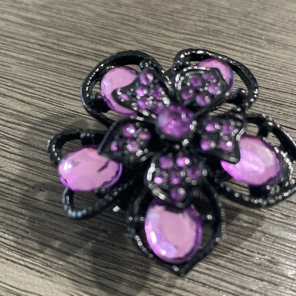 Purple Stones Black Flower Stretch Band Ring New - Picture 10 of 10